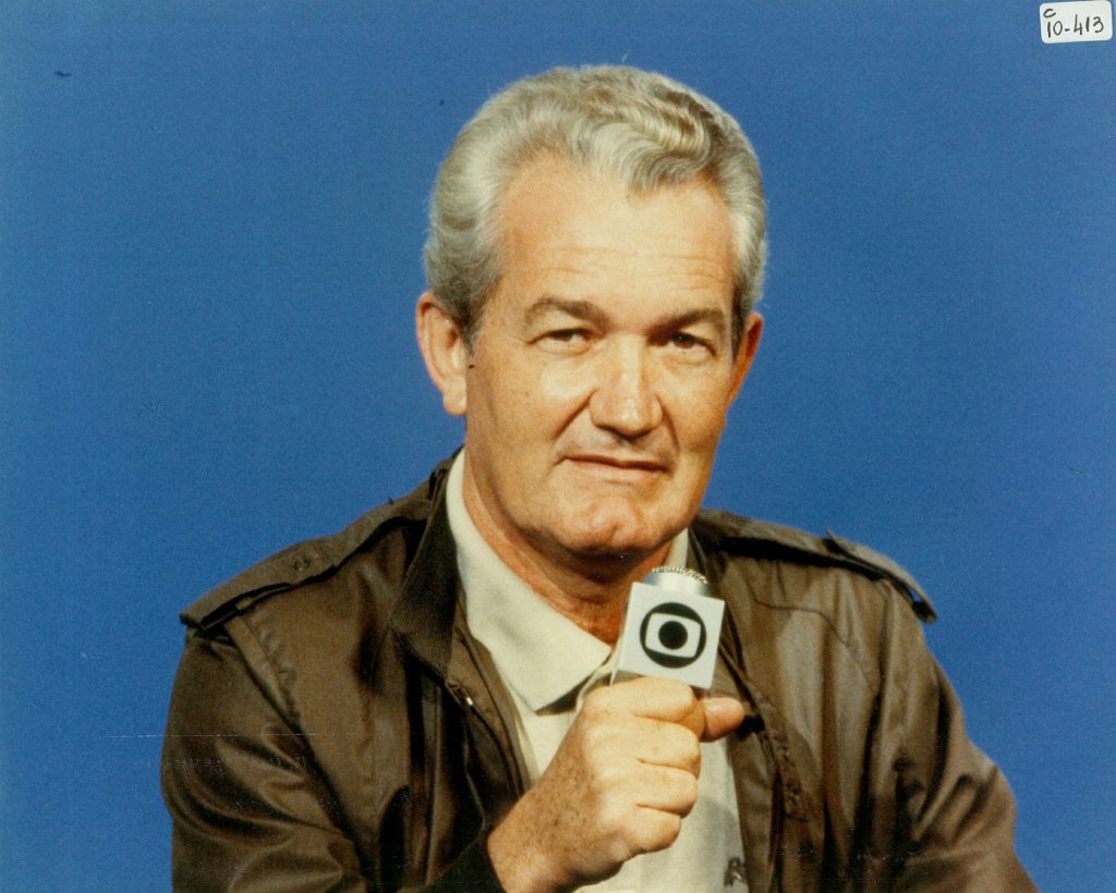 Jornalistas, atletas e clubes de futebol lamentam a morte de Léo Batista