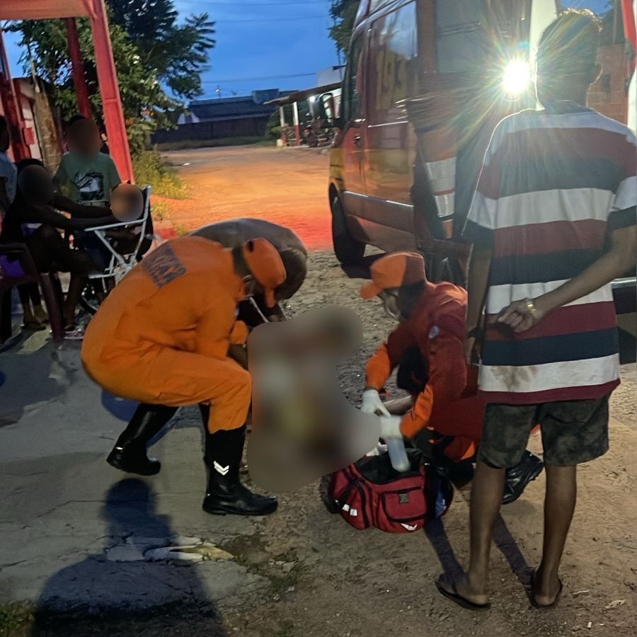 Homem é assassinado a facadas durante briga