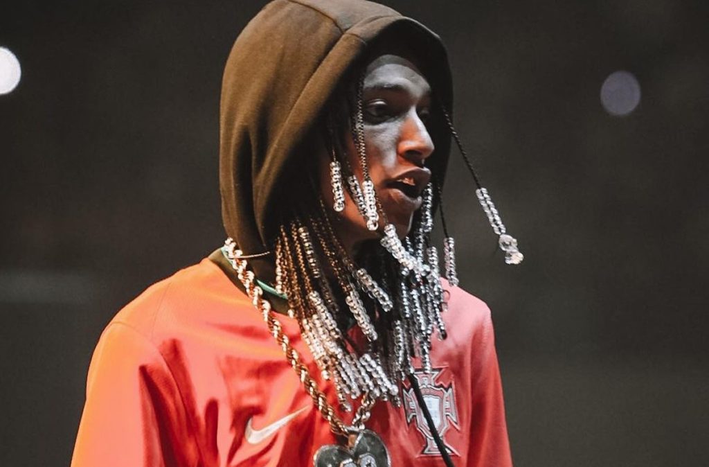 Culpar e tentar tirar de cena artistas do funk e do rap, como Oruam, é ação tão condenável quanto a apologia ao crime