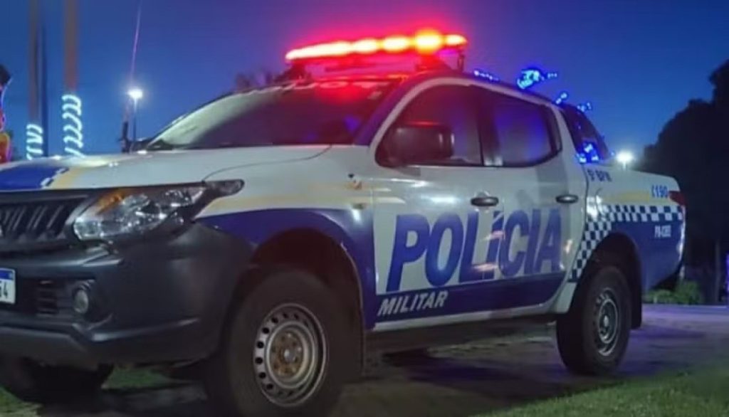 Mulher morre e homem fica gravemente ferido após acidente entre motos na TO-010