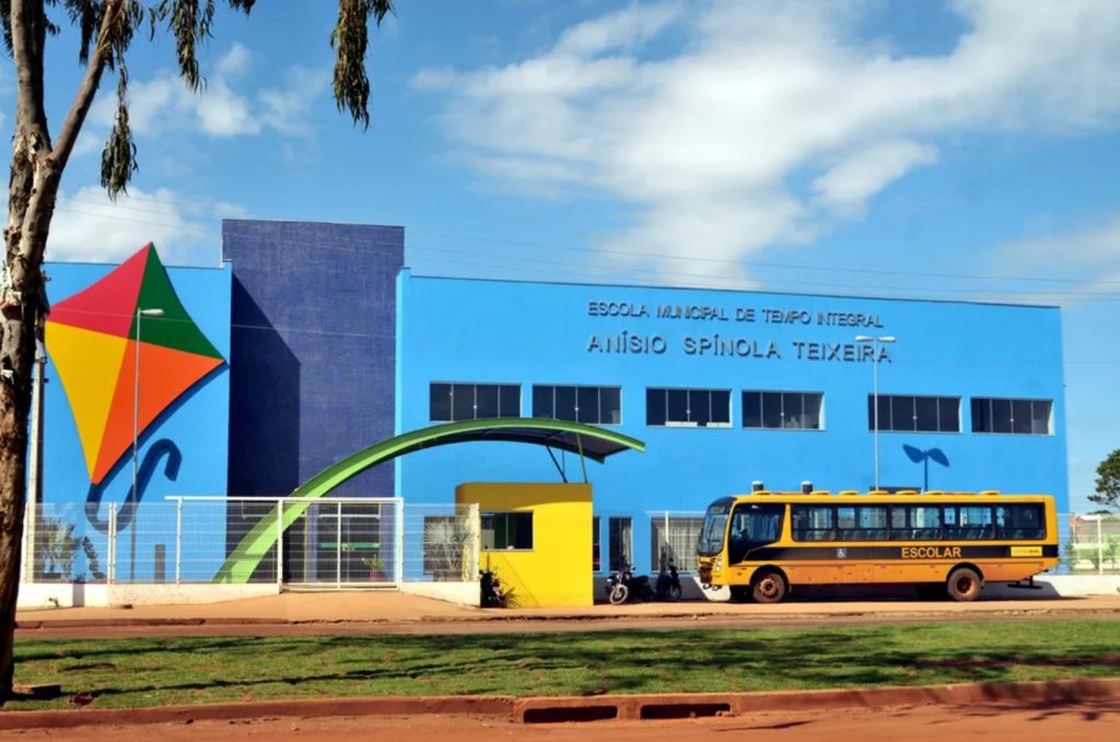 Mais de 400 servidores da Educação de Palmas recebem progressões; veja lista