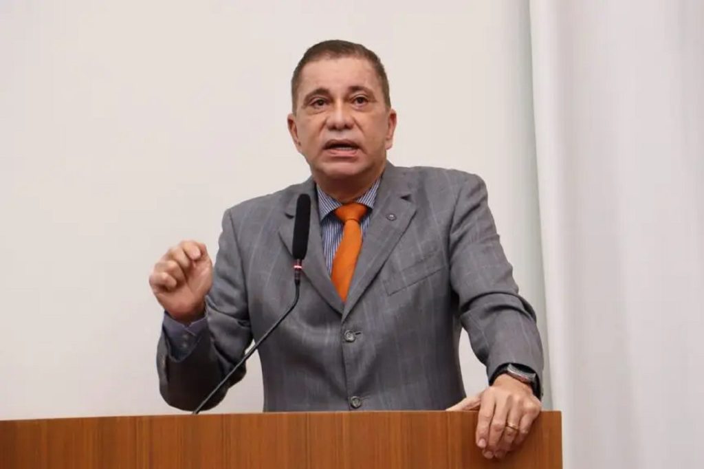 Prefeito de Palmas cria secretaria do Matopiba e define Amastha como secretário